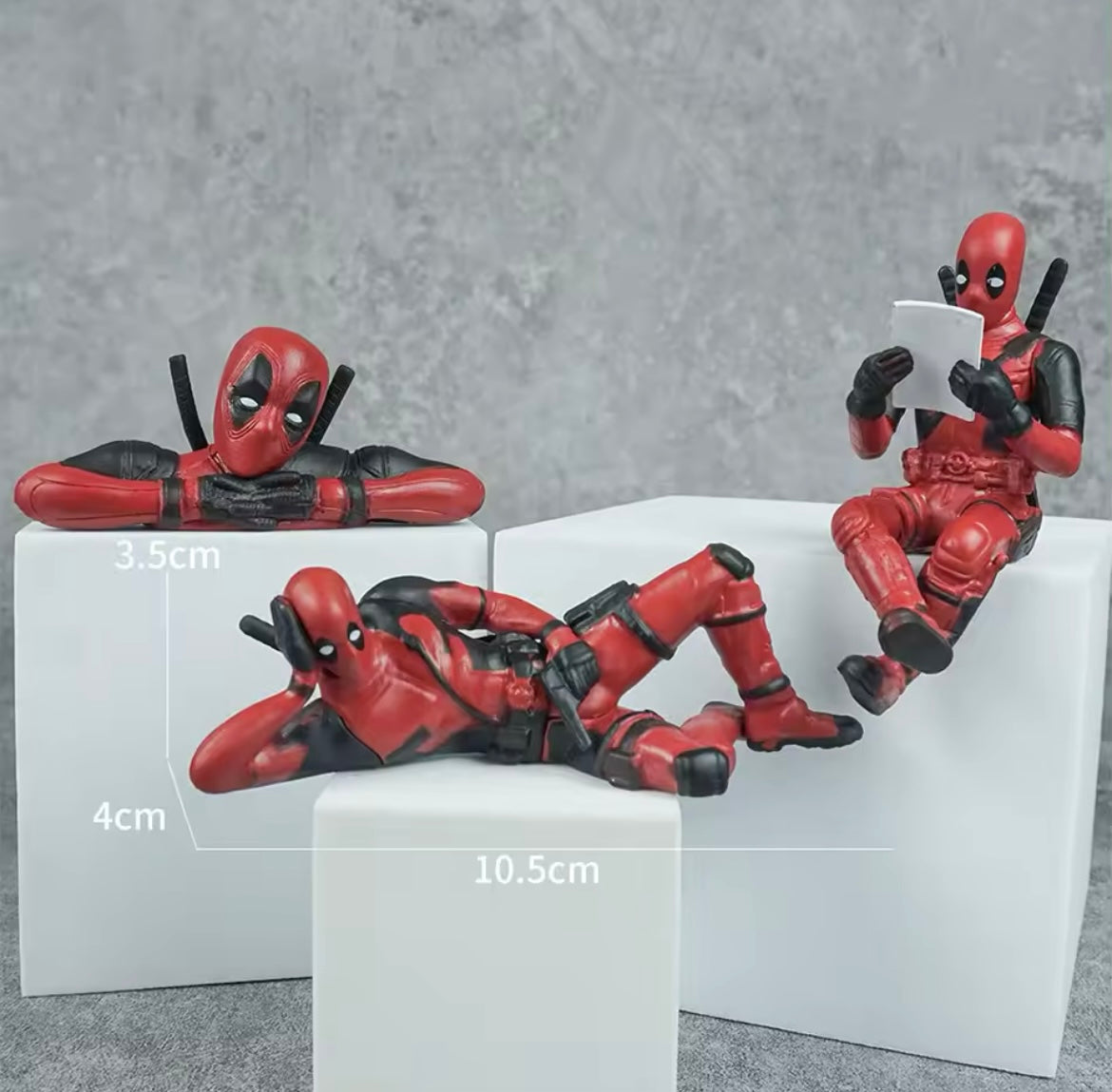 Mini Deadpool Figurines