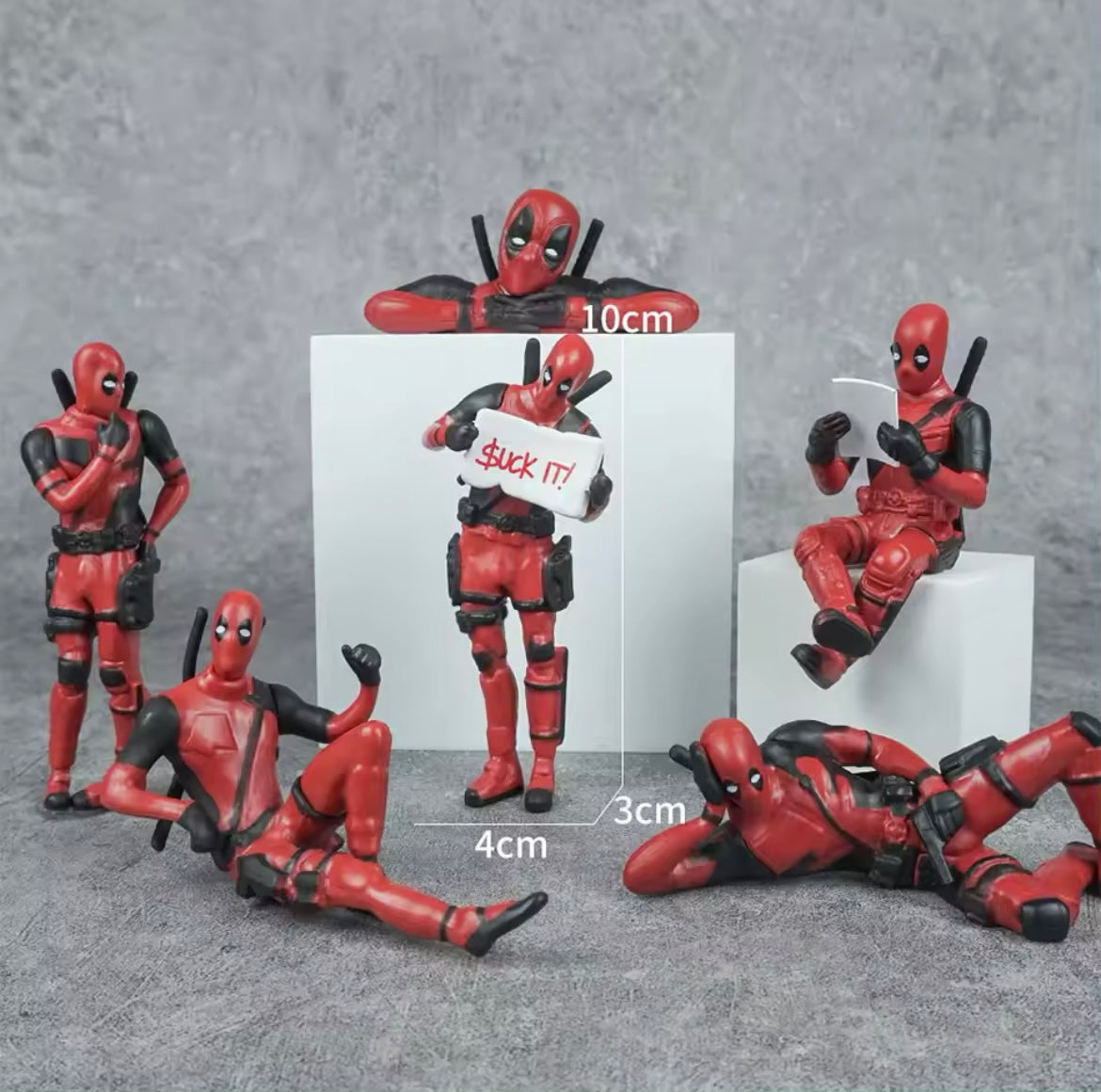 Mini Deadpool Figurines