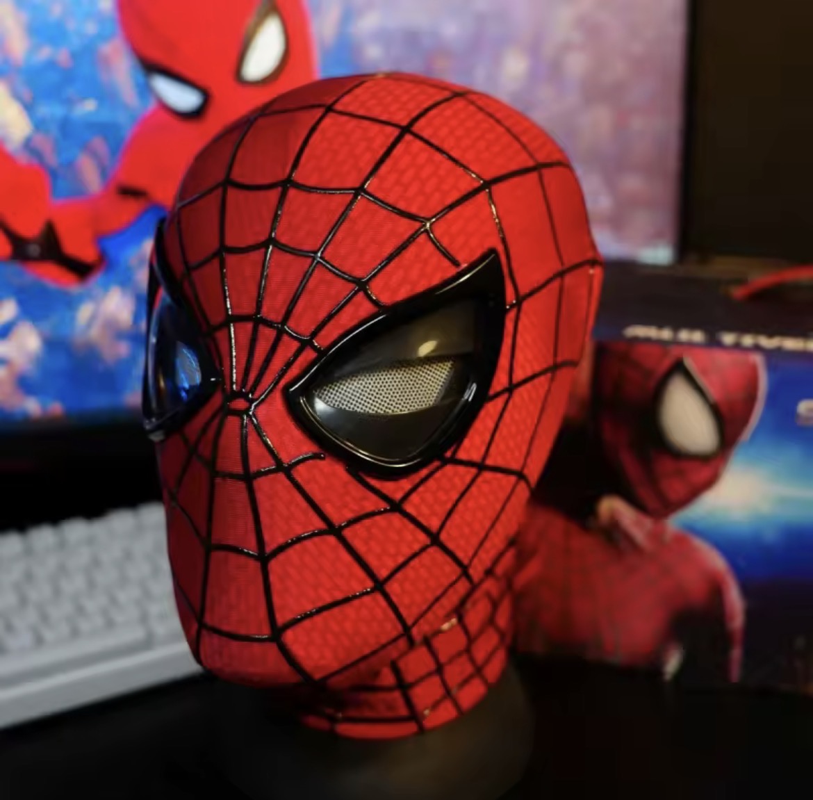 SpideyJunky™ Ultimate Spidey Mask